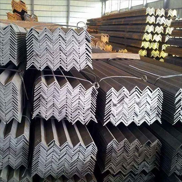 S355JR kampinis plienas